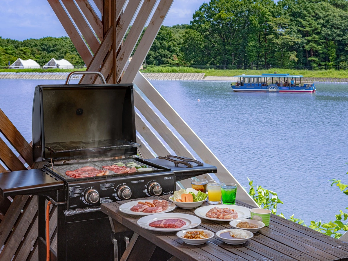 All-inclusive with barbecue lunch on the lakeside where you can enjoy hotel stay and nearby facilities
